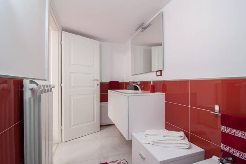 Villa Hh Selection Emiro Lascari Exterior foto